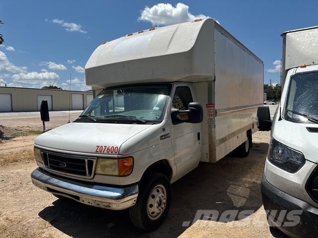 Ford E-350 Dostavna vozila / kombiji