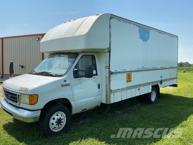 Ford E-350 Dostavna vozila / kombiji