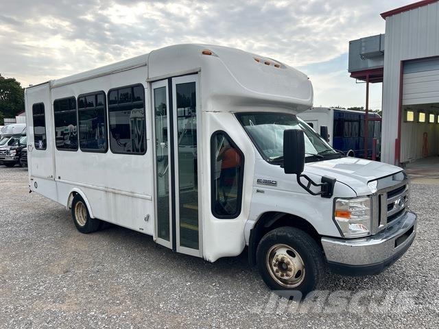 Ford E-350 Mini autobusi