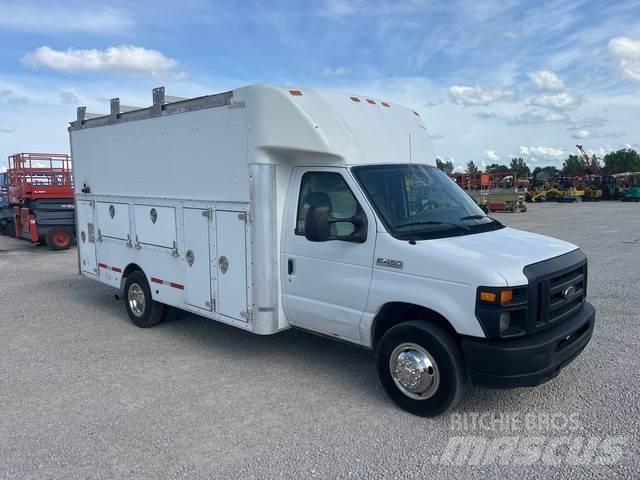 Ford E-450 Pik up kamioni