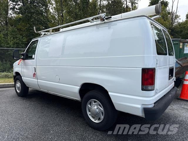 Ford E250 Dostavna vozila / kombiji
