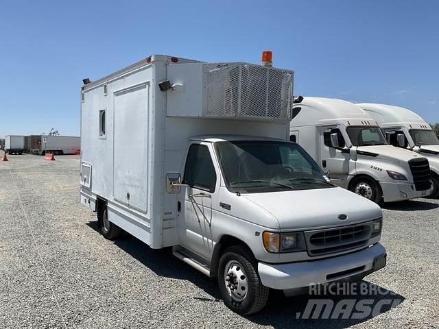 Ford E450 Dostavna vozila / kombiji