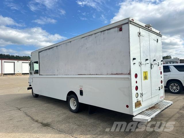 Ford Econoline Sanduk kombiji
