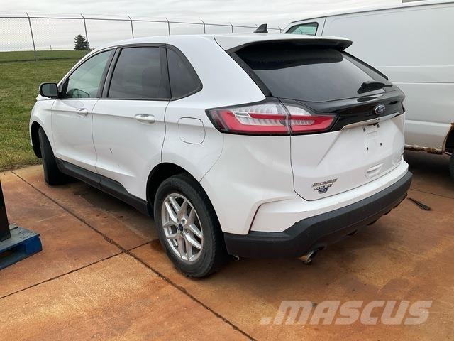 Ford Edge Automobili