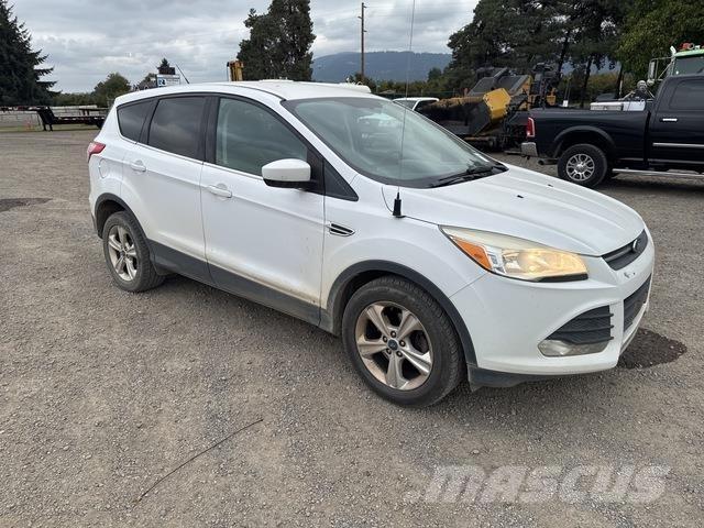 Ford Escape Automobili