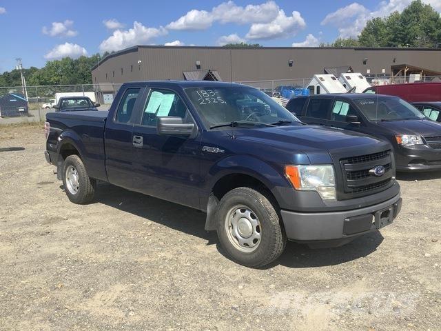 Ford F-150 XL Pik up kamioni