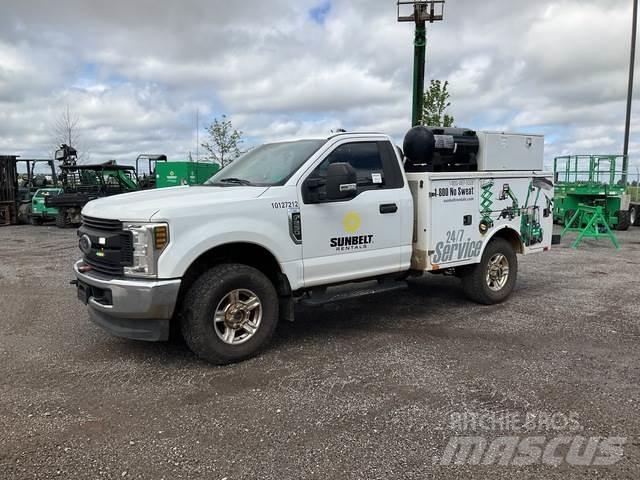 Ford F-250 Ostalo za građevinarstvo