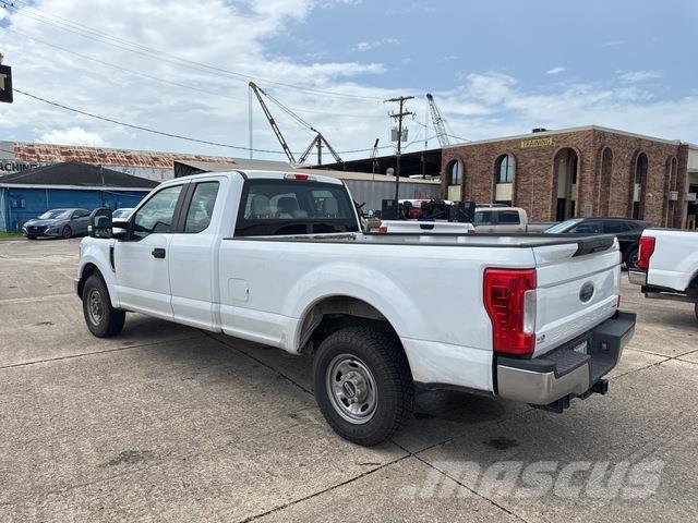 Ford F-250 Ostalo