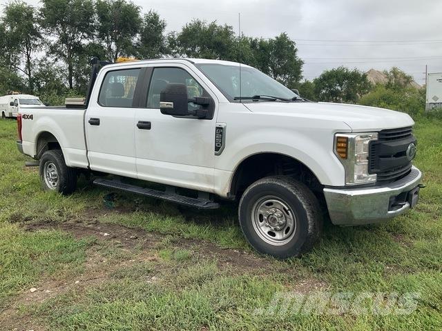 Ford F-250 Ostalo