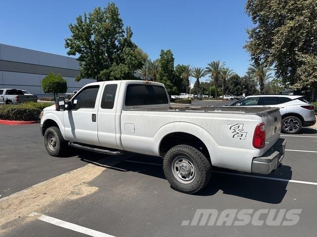 Ford F-250 Pik up kamioni