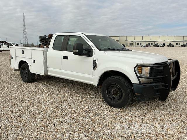 Ford F-250 Pik up kamioni