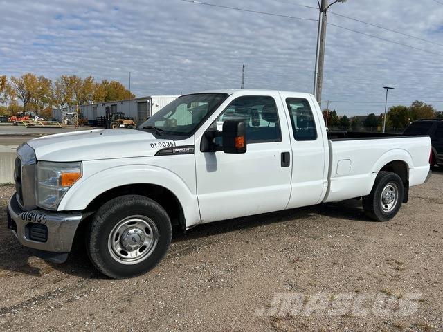 Ford F-250 Pik up kamioni