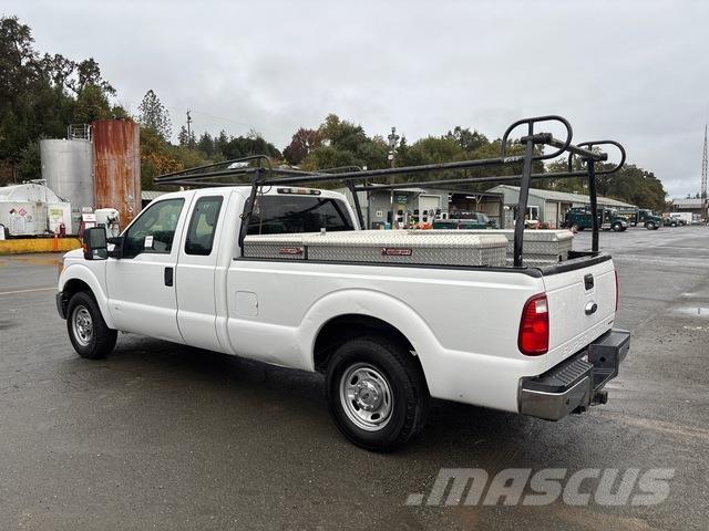 Ford F-250 Pik up kamioni
