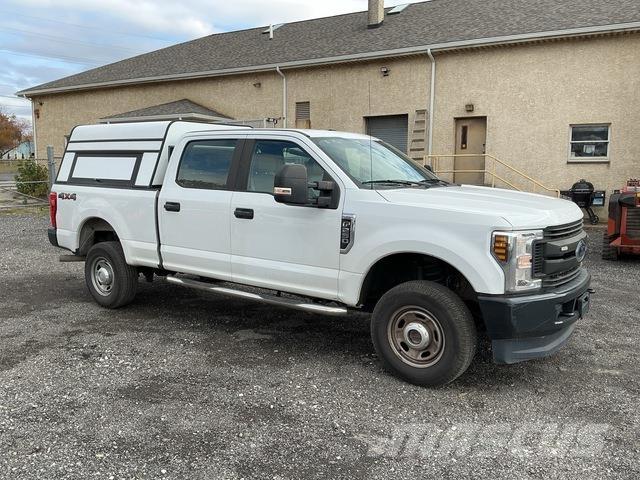 Ford F-250 Pik up kamioni