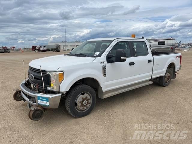 Ford F-350 Ostalo