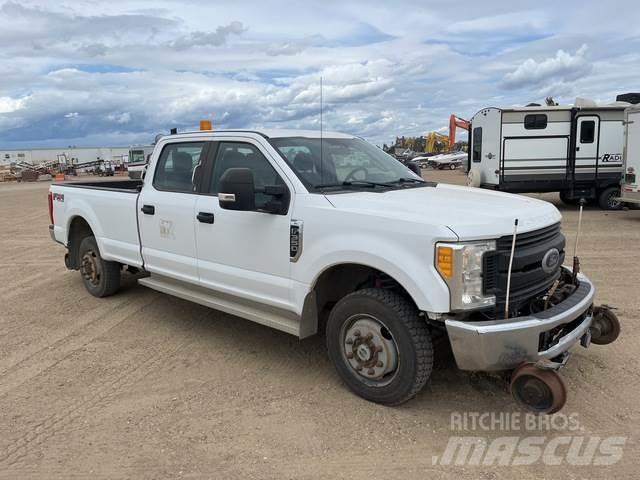 Ford F-350 Ostalo