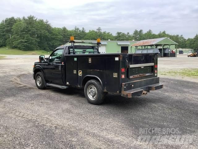 Ford F-350 Pik up kamioni