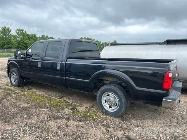 Ford F-350 Ostalo