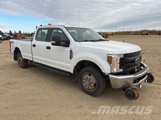 Ford F-350 Pik up kamioni