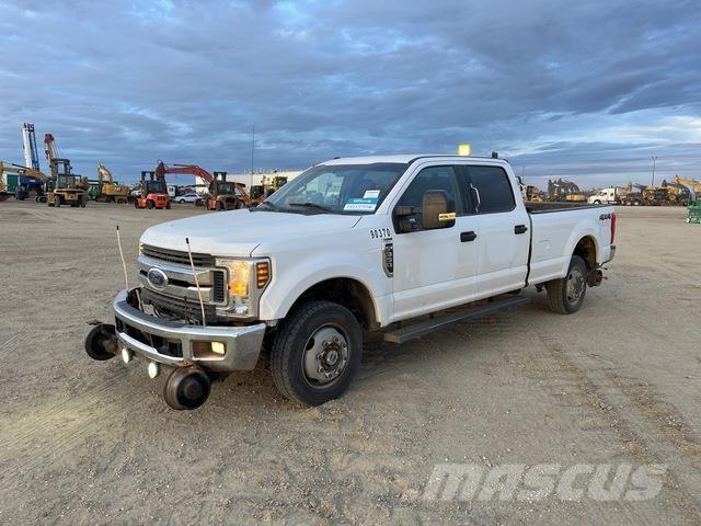 Ford F-350 Pik up kamioni