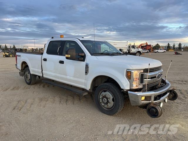 Ford F-350 Pik up kamioni