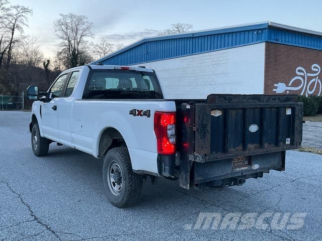 Ford F-350 Pik up kamioni