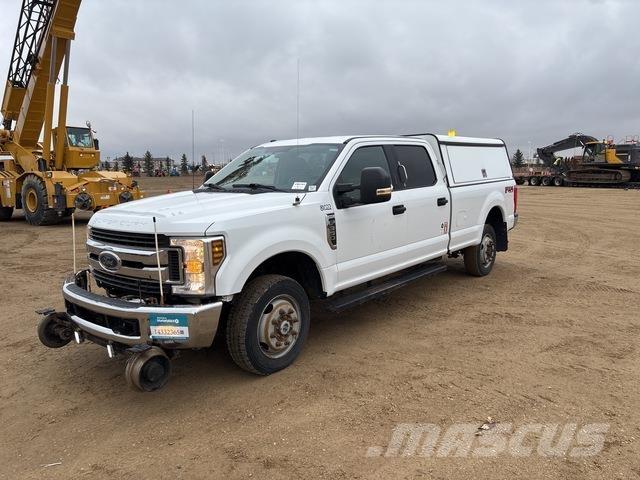 Ford F-350 XL Pik up kamioni
