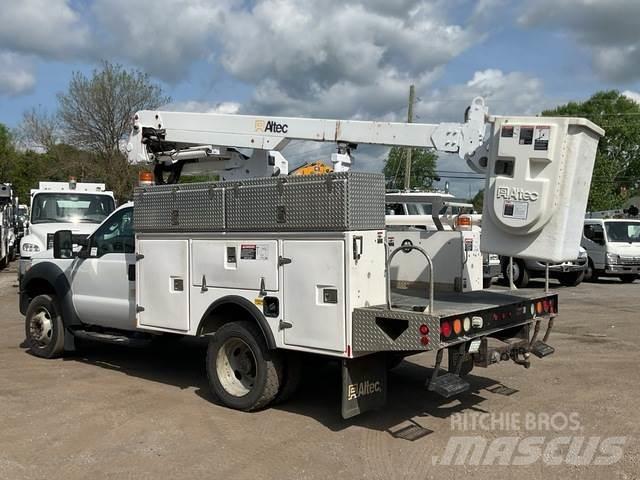 Ford F-450 Auto korpe