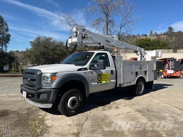 Ford F-550 Auto korpe