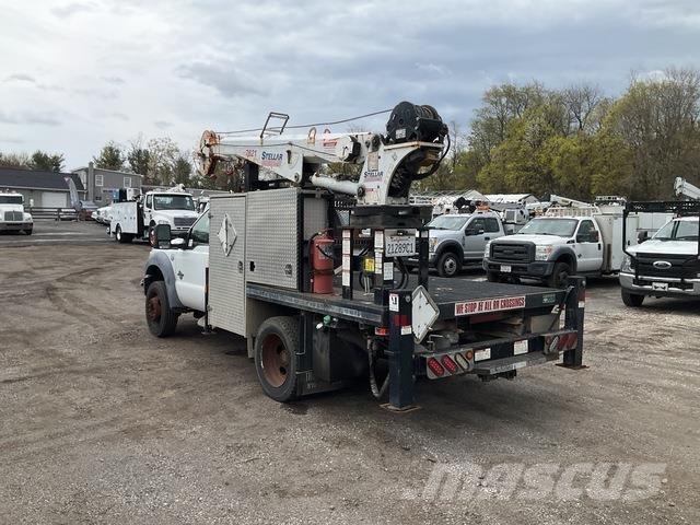 Ford F-550 Kamioni sa otvorenim sandukom