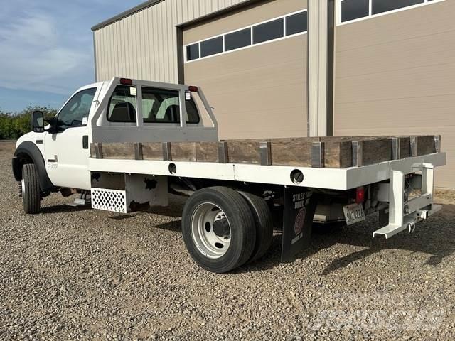 Ford F-550 Kamioni sa otvorenim sandukom