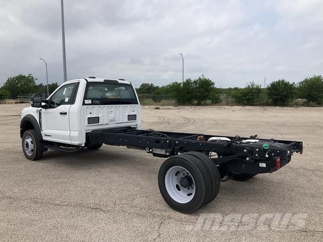 Ford F-550 Kabine i unutrašnjost