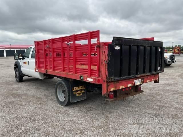 Ford F-550 Kamioni sa otvorenim sandukom