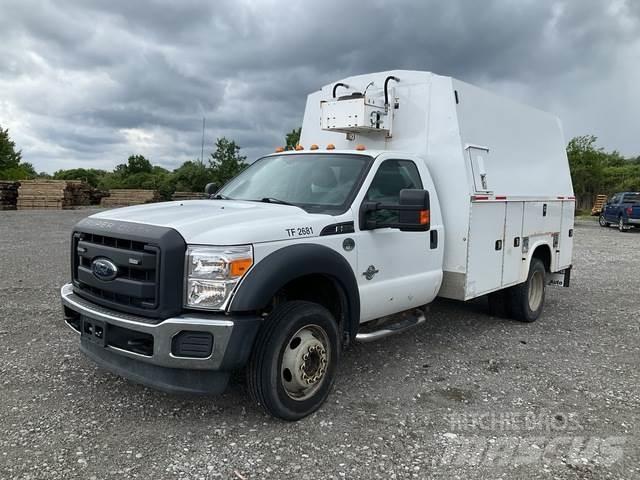 Ford F-550 Pik up kamioni