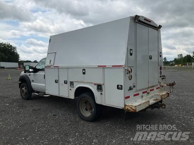 Ford F-550 Pik up kamioni
