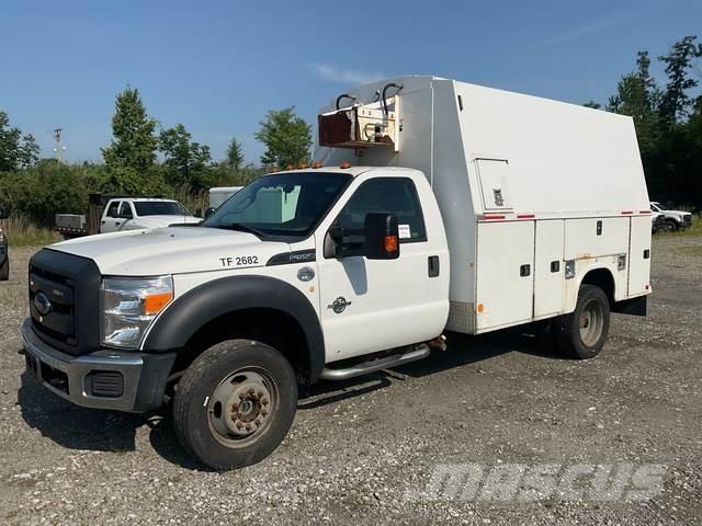 Ford F-550 Pik up kamioni