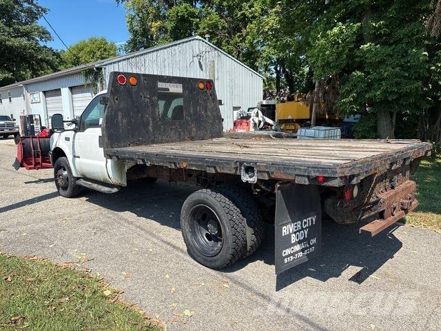 Ford F-550 Kamioni sa otvorenim sandukom