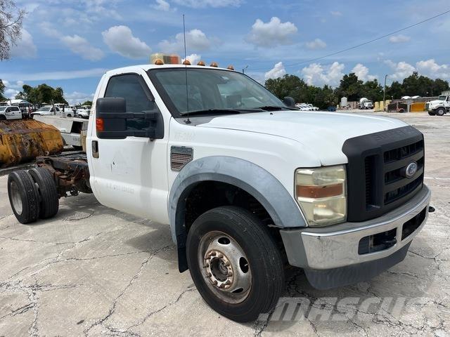 Ford F-550 Kabine i unutrašnjost