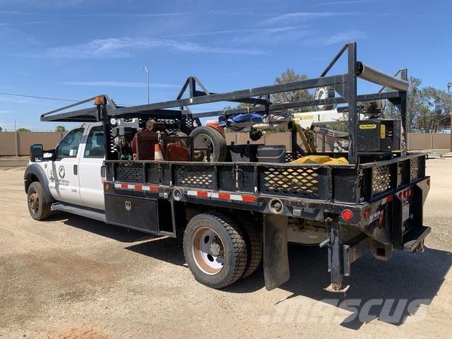 Ford F-550 Komunalna vozila za opštu namenu