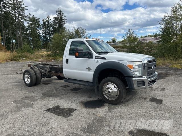 Ford F-550 Kabine i unutrašnjost