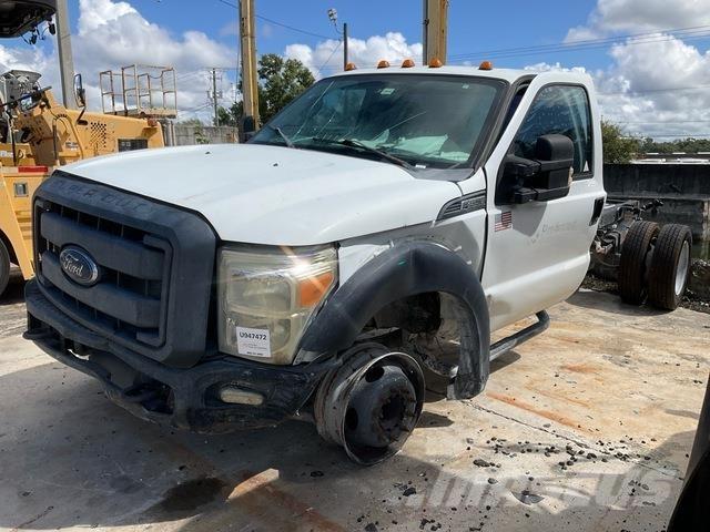 Ford F-550 Kabine i unutrašnjost
