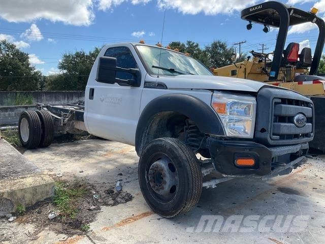 Ford F-550 Kabine i unutrašnjost