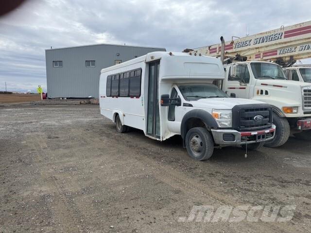 Ford F-550 Mini autobusi