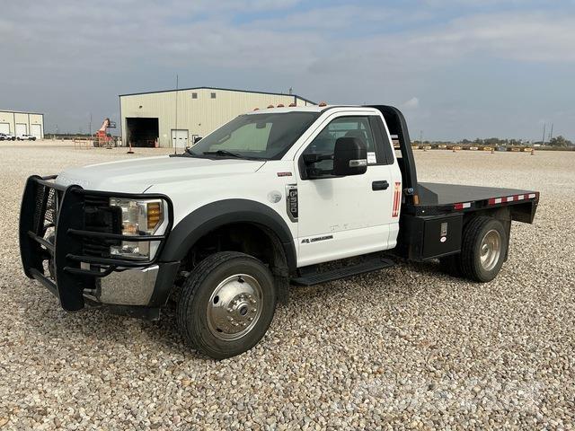 Ford F-550 Kamioni sa otvorenim sandukom