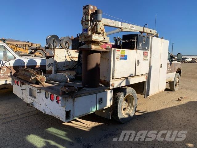 Ford F-550 Komunalna vozila za opštu namenu