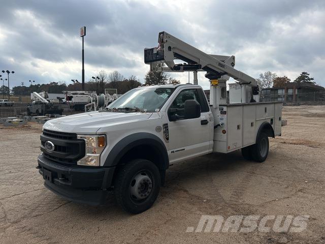 Ford F-550 Auto korpe