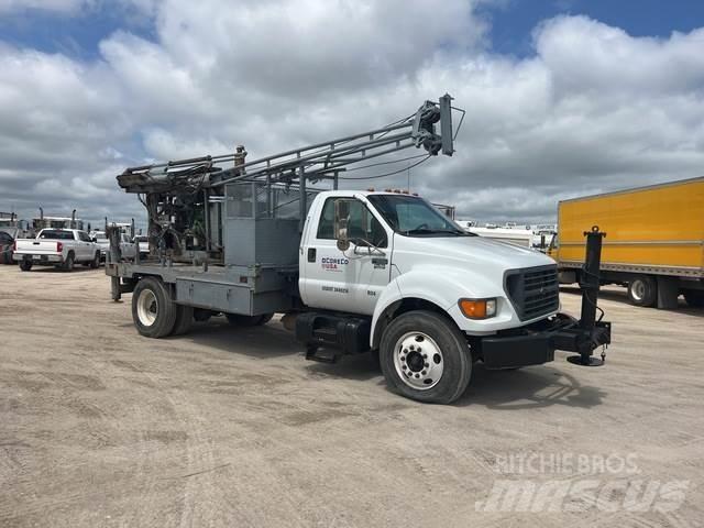 Ford F-650 Polovni mobilni kamioni za bušenje