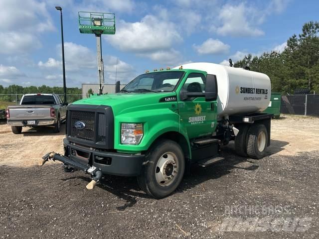 Ford F-650 Kamioni za vodu
