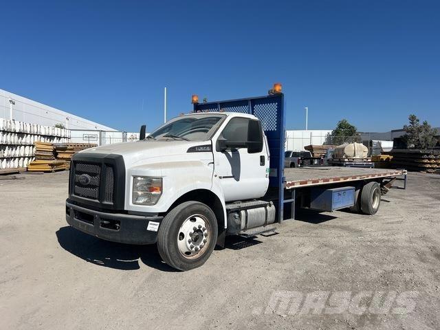 Ford F-650 Kamioni sa otvorenim sandukom