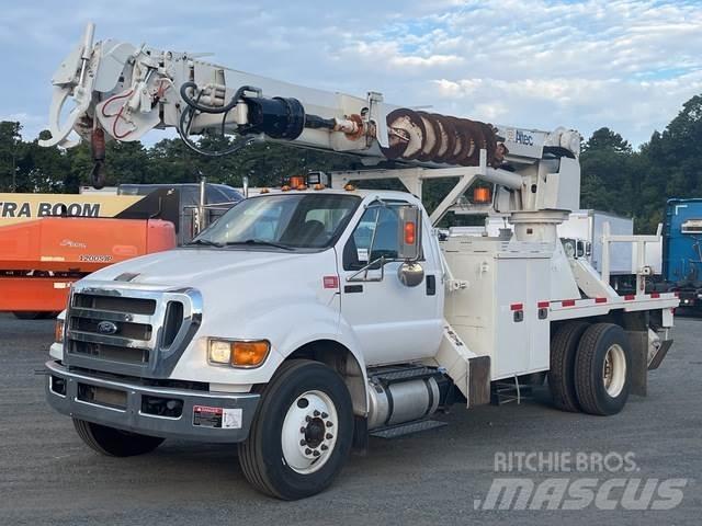 Ford F-750 Polovni mobilni kamioni za bušenje